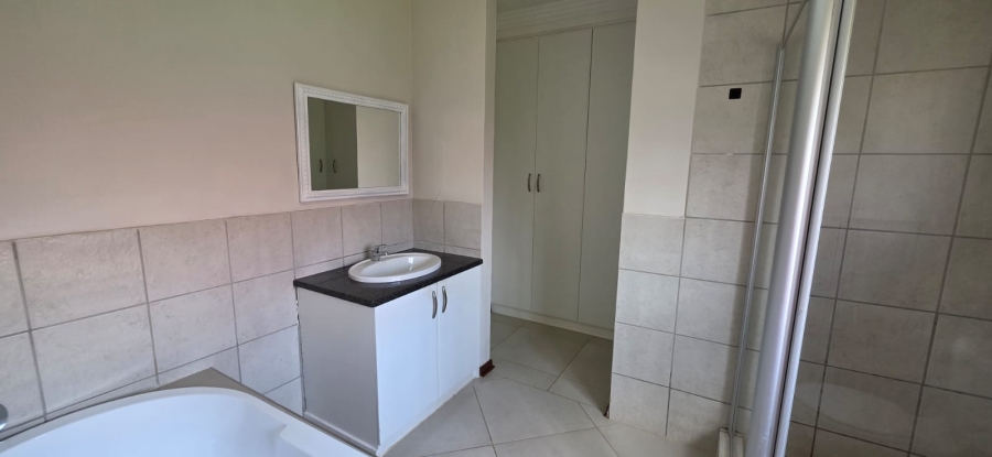 To Let 3 Bedroom Property for Rent in Melodie North West